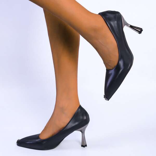 Sculptural Heeled Courts, Black
