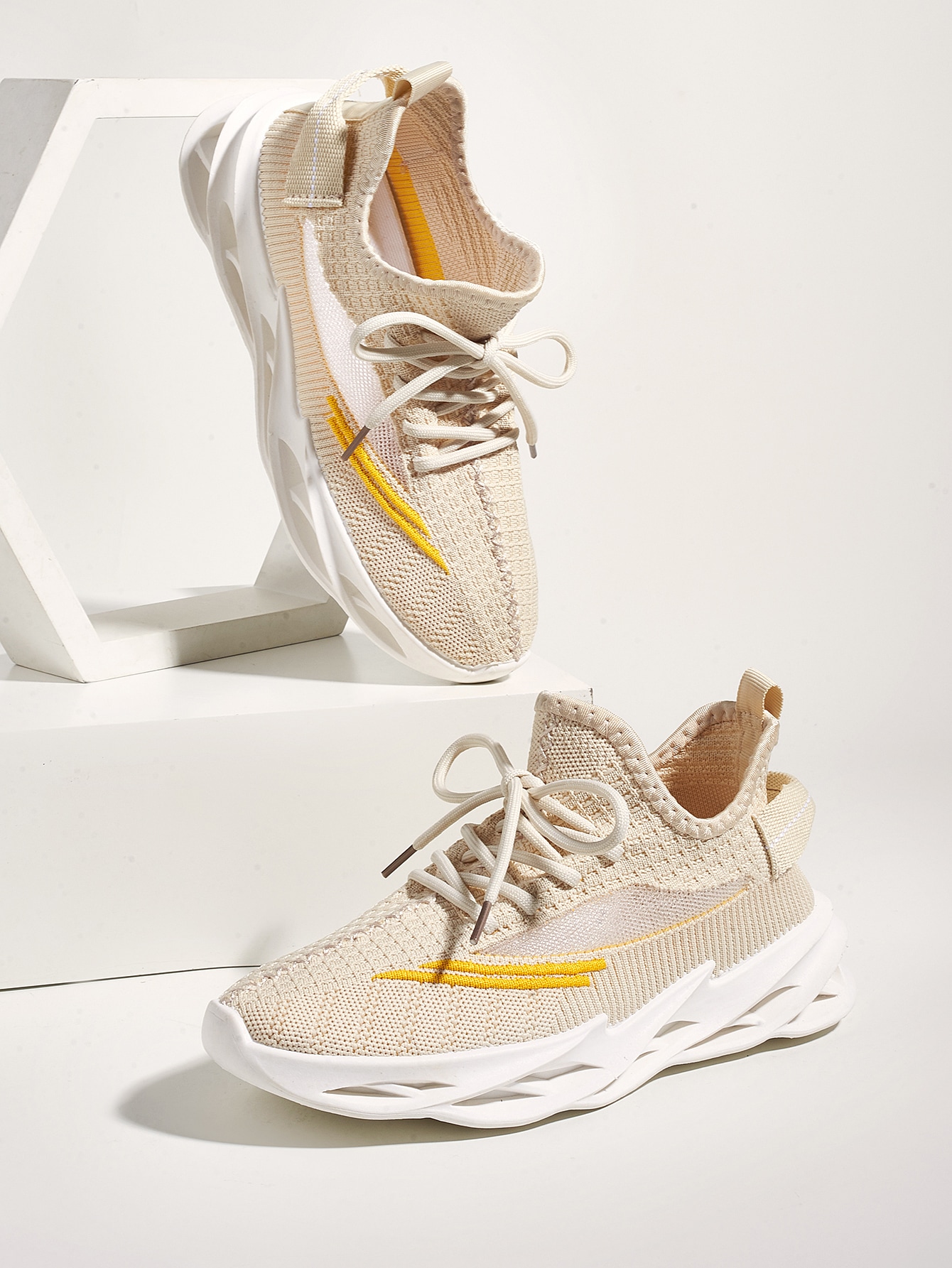 Lace Up Decor Running Shoes