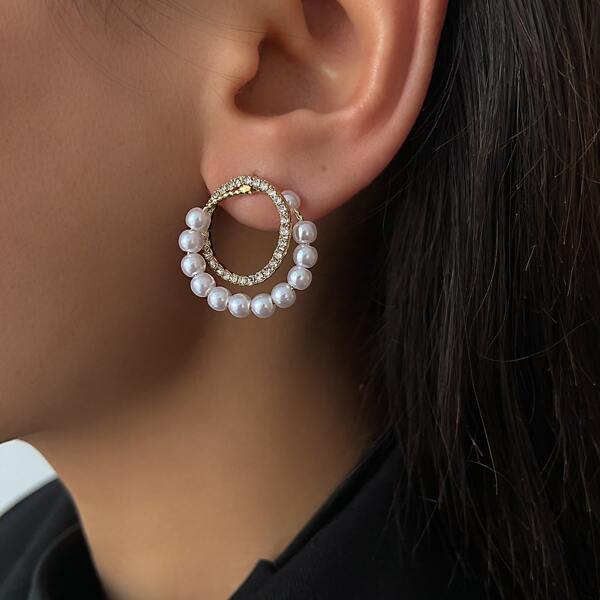 Faux Pearl Round Design Stud Earrings, Gold