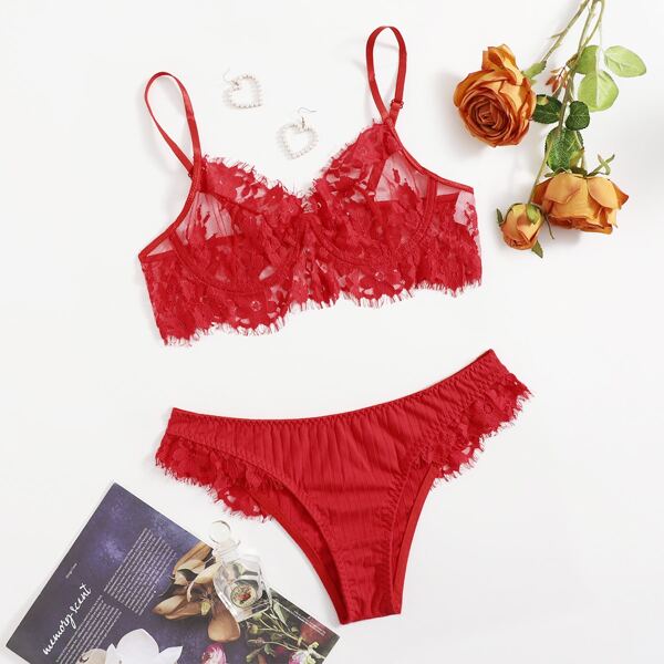 Floral Lace Underwire Lingerie Set, Red