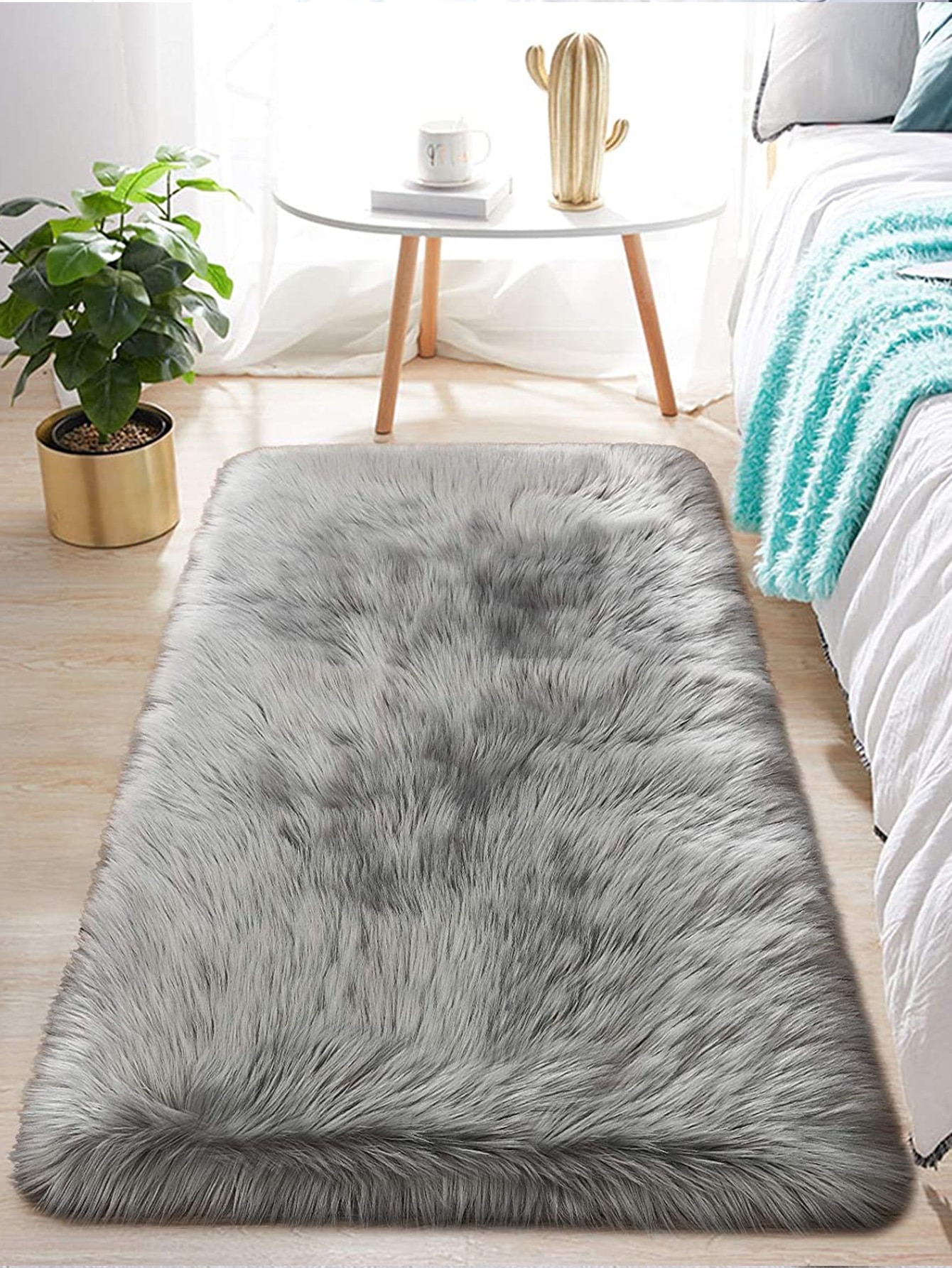Solid Color Plush Rug
