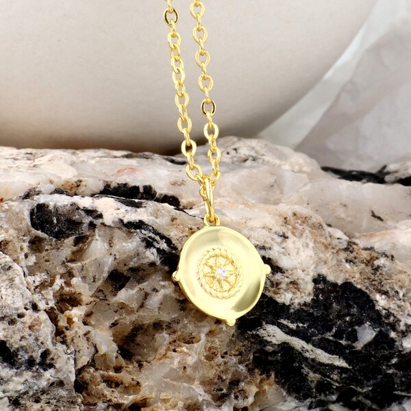 Zircon Detail Gold Plated Necklace 
Zircon Detail Gold Plated Necklace