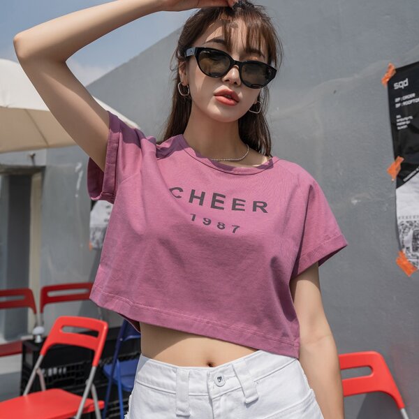 Letter Graphic Raglan Sleeve Crop Tee, Red violet
Letter Graphic Raglan Sleeve Crop Tee, Red violet