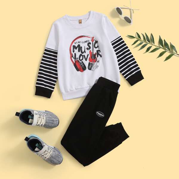 Boys Striped And Letter Graphic Sweatshirt & Patch Detail Sweatpants, Black and white
Boys Striped And Letter Graphic Sweatshirt & Patch Detail Sweatpants, Black and white