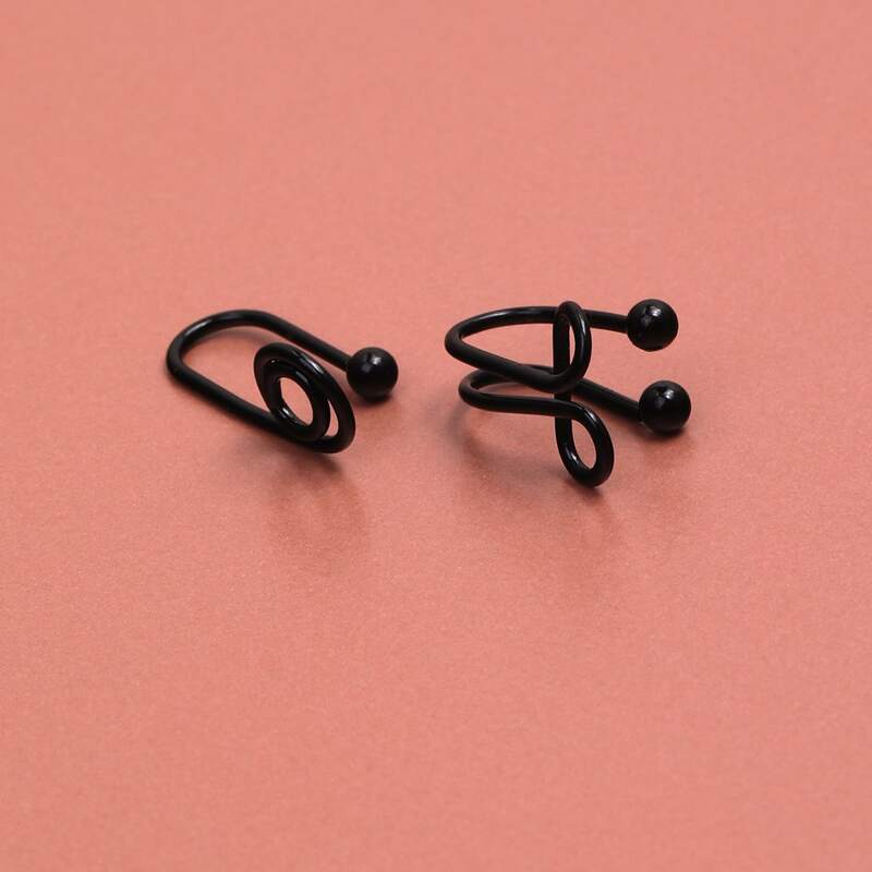 2pcs Structured Nose Ring, Black 
2pcs Structured Nose Ring, Black