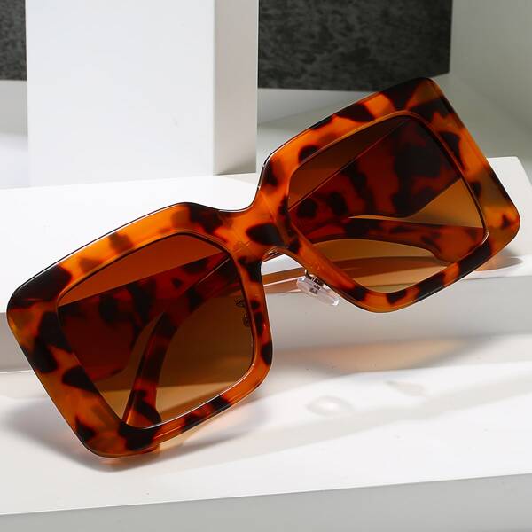 Leopard Frame Sunglasses
