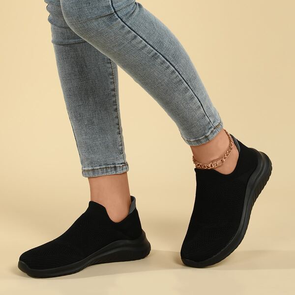 Minimalist Slip On Running Shoes, Black