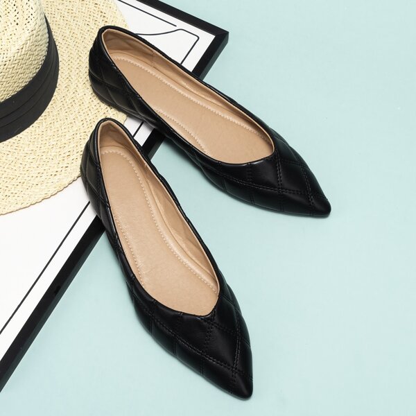 Quilted Slip On Flats, Black