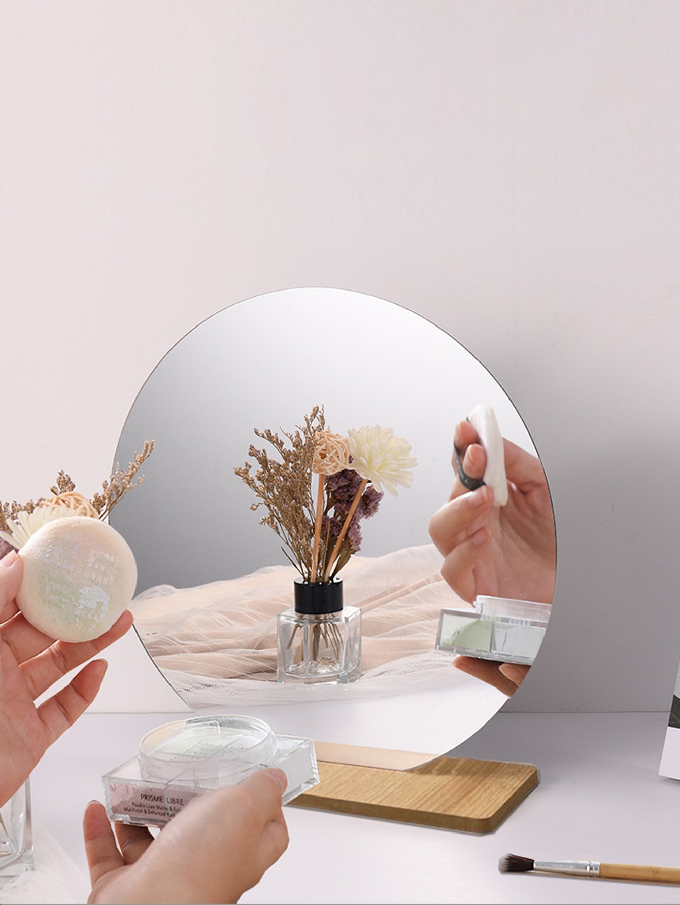 Round Desktop Makeup Mirror