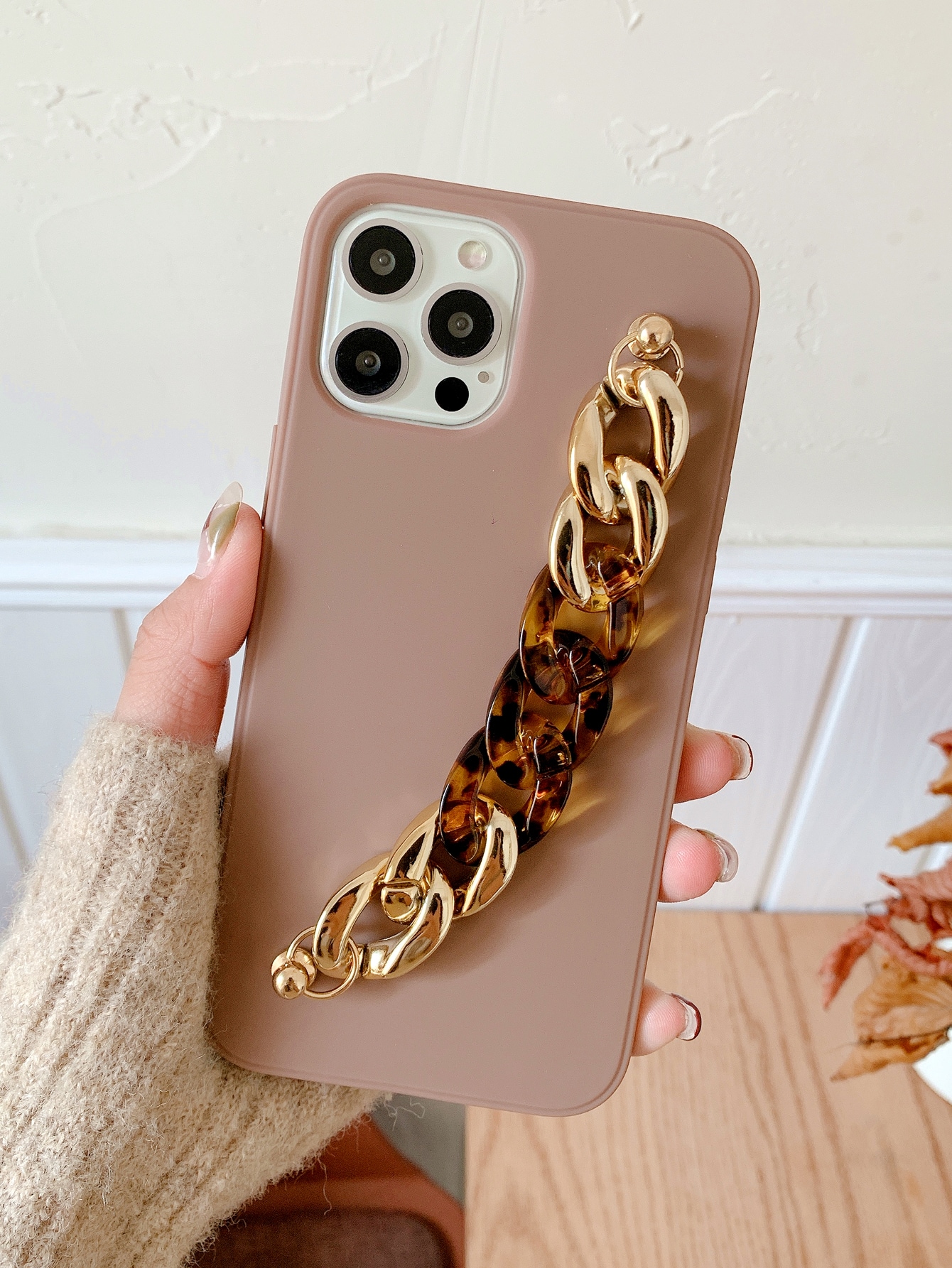 Plain Phone Case With Chain Hand Strap
