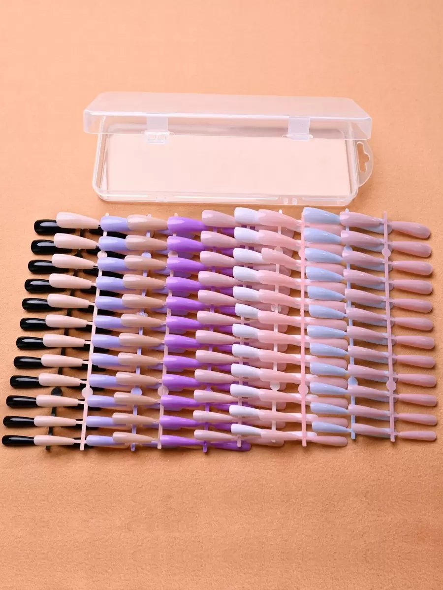 Werten Sie Ihren Look mit 240 extra langen Sarg-Kunstnägeln in gemischten Farben und glänzenden Farben auf