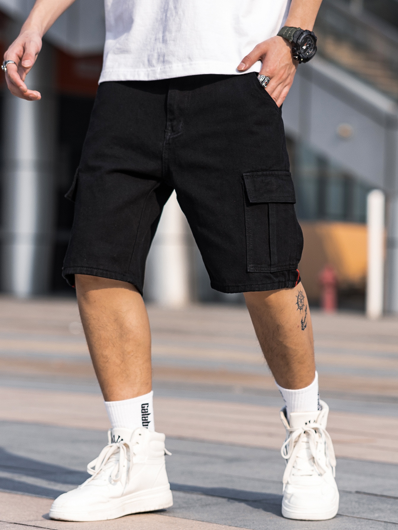 Men Flap Pocket Side Bermuda Denim Shorts