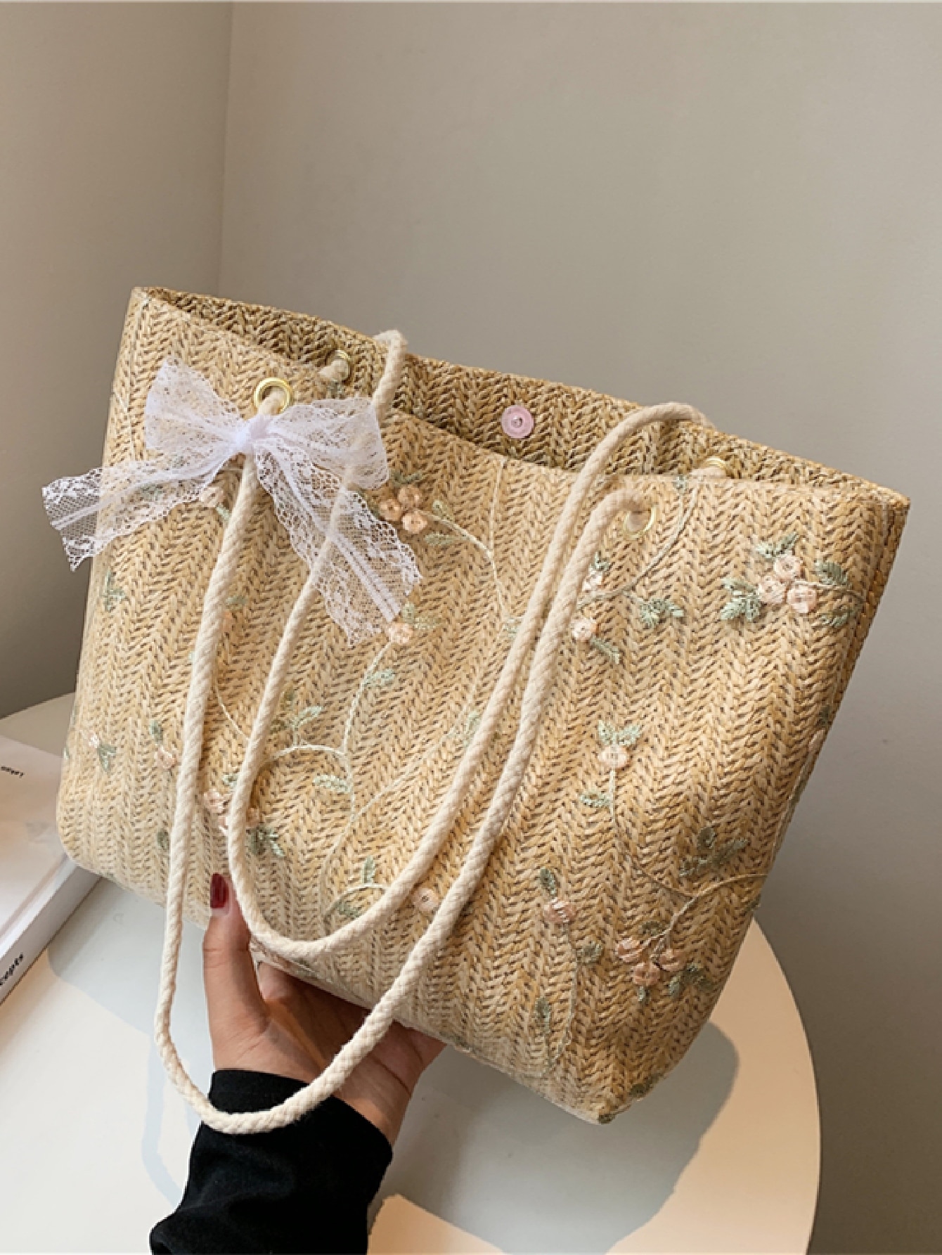 Bow Decor Floral Embroidery Straw Bag
