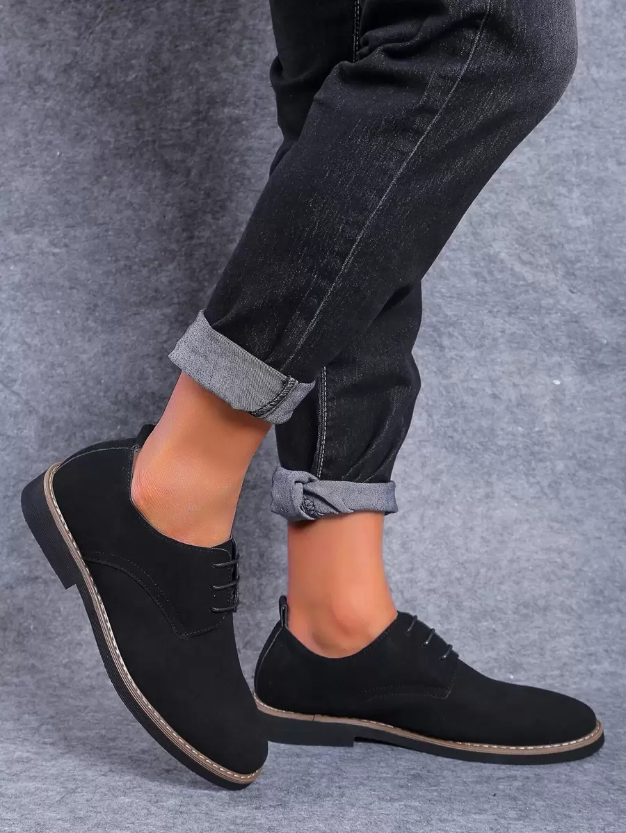 Men's Suede Surface Breathable Round Toe Low Top Lace-Up Low Heel Shoes, Casual Wear For Youth And Students In Four Seasons