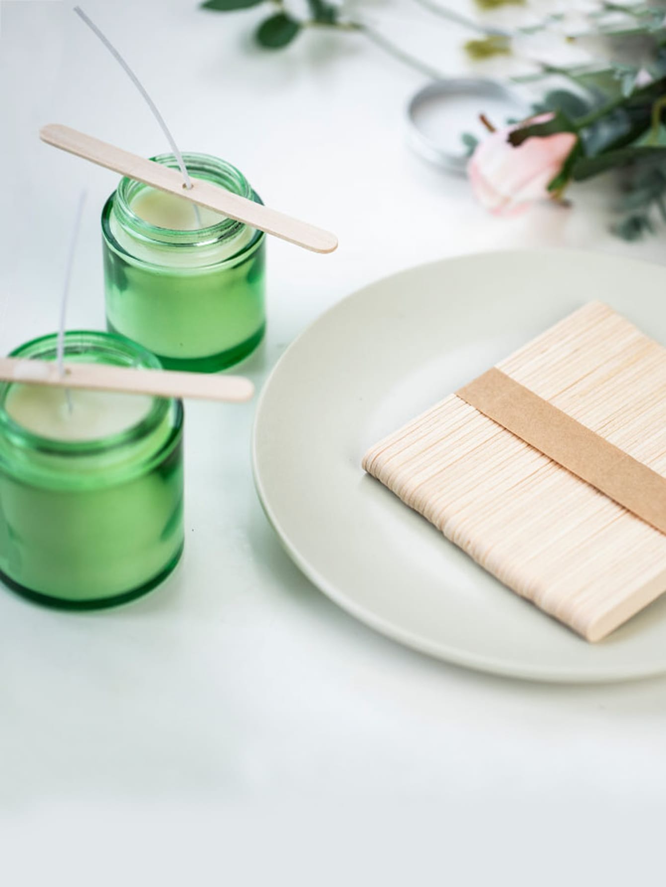 50pcs Wood Candle Wick Holder