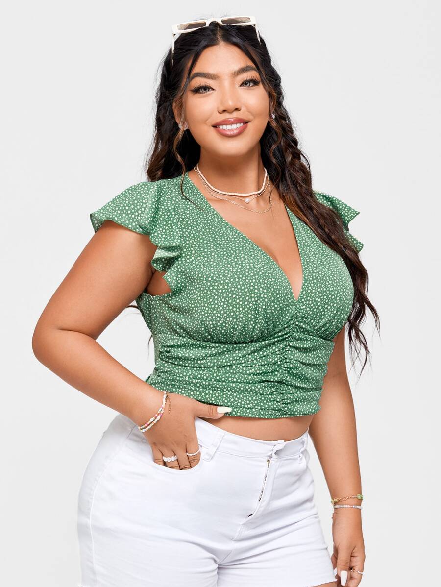 SHEIN VCAY Plus Ditsy Floral Ruched Butterfly Sleeve Crop Blouse