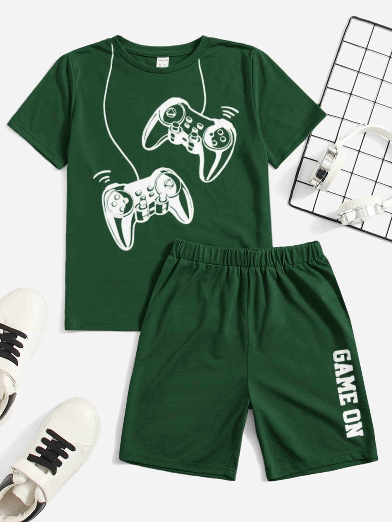 SHEIN Camiseta Tween Para Menino Com Estampa De Gamepad & Shorts Com Gráfico De Letras