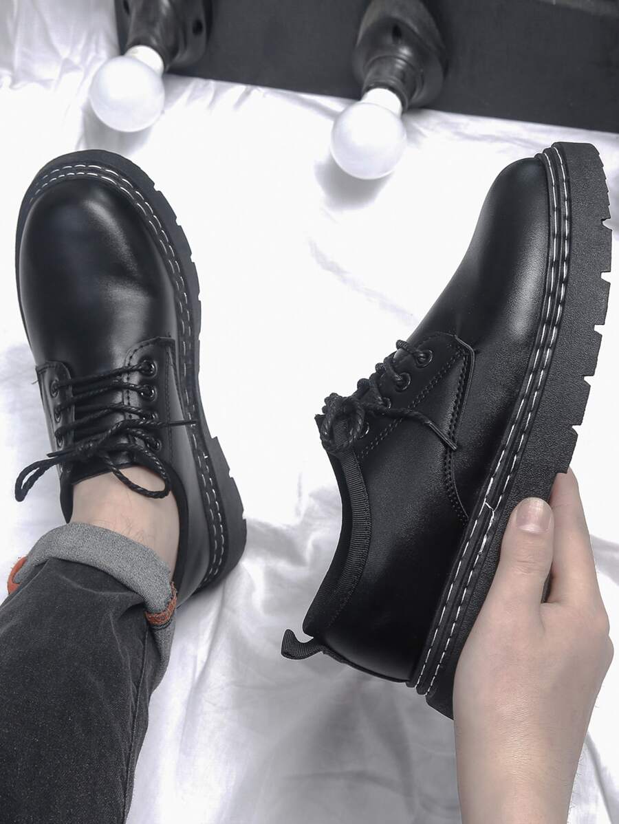 Zapatos de cordones estilo Oxford para hombres, un regalo perfecto para el Día de San Valentín