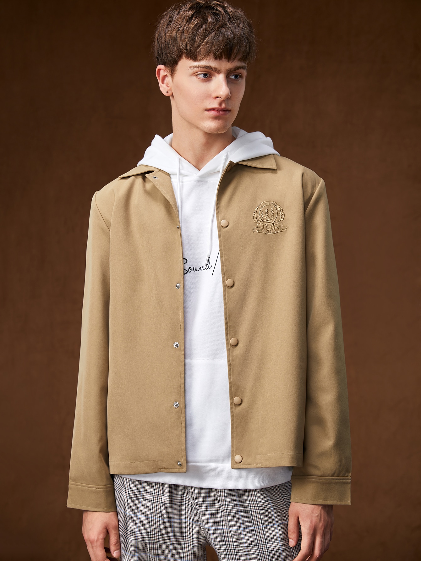 Men Embroidered Snap Button Jacket