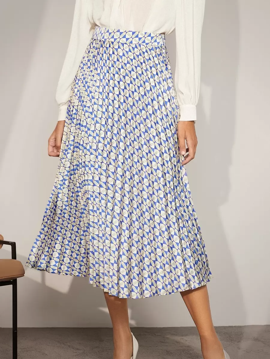 BizChic Allover Print Pleated Skirt Workwear