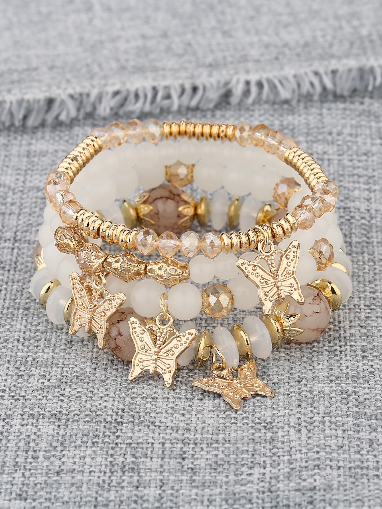 4pcs Butterfly Charm Beaded Bracelet