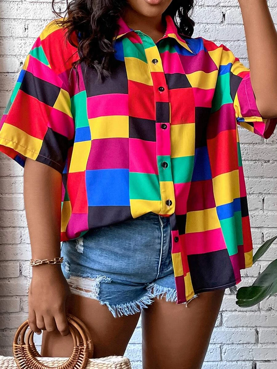 SHEIN LUNE Große Größen Geo-Muster Hemd mit Dropped Shoulder für den Sommer