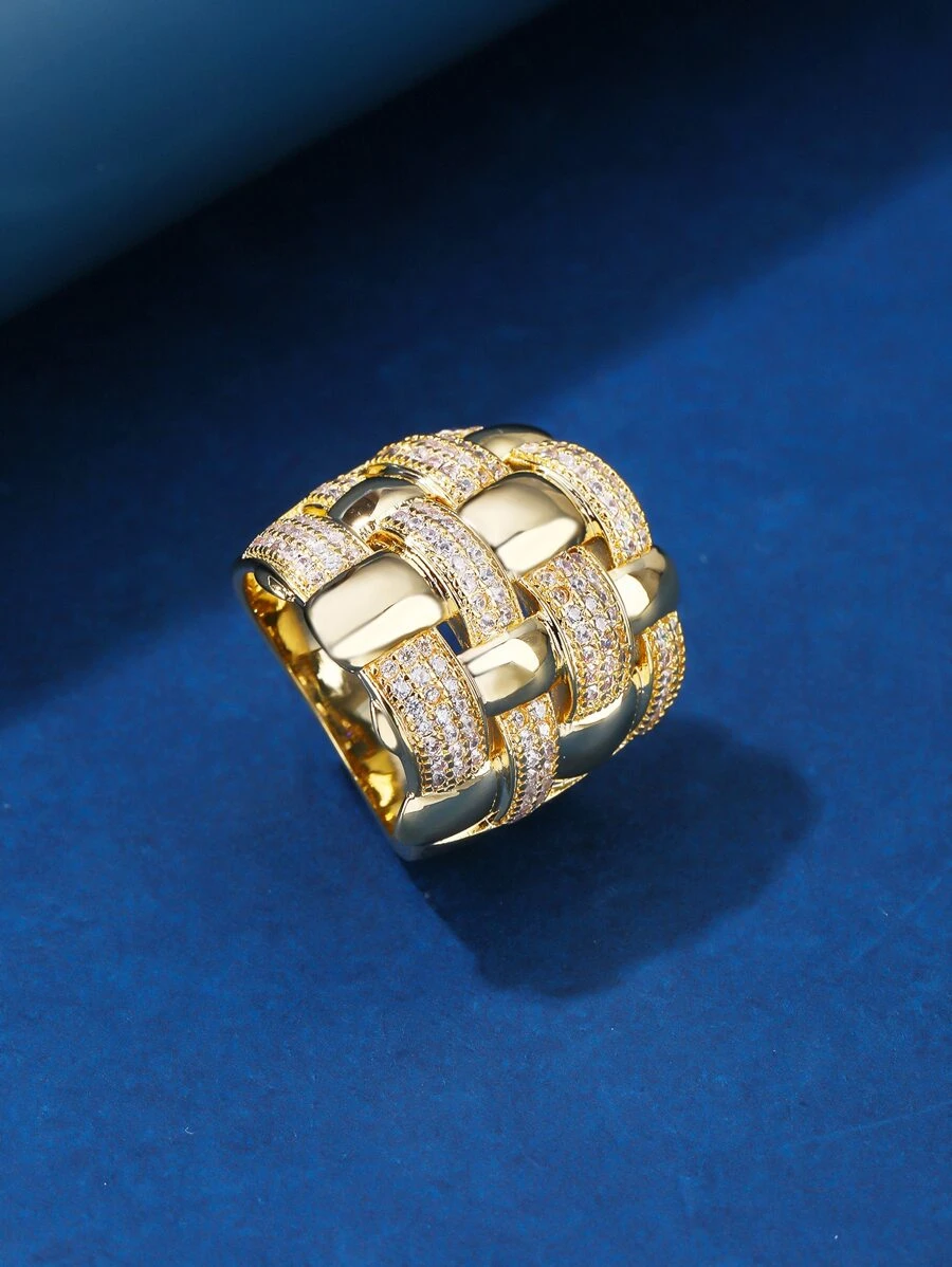 1 pieza de anillo ancho de cara cuadrada bañado en oro con material de cobre para mujeres con múltiples opciones de color y ornamento de circonia cúbica
