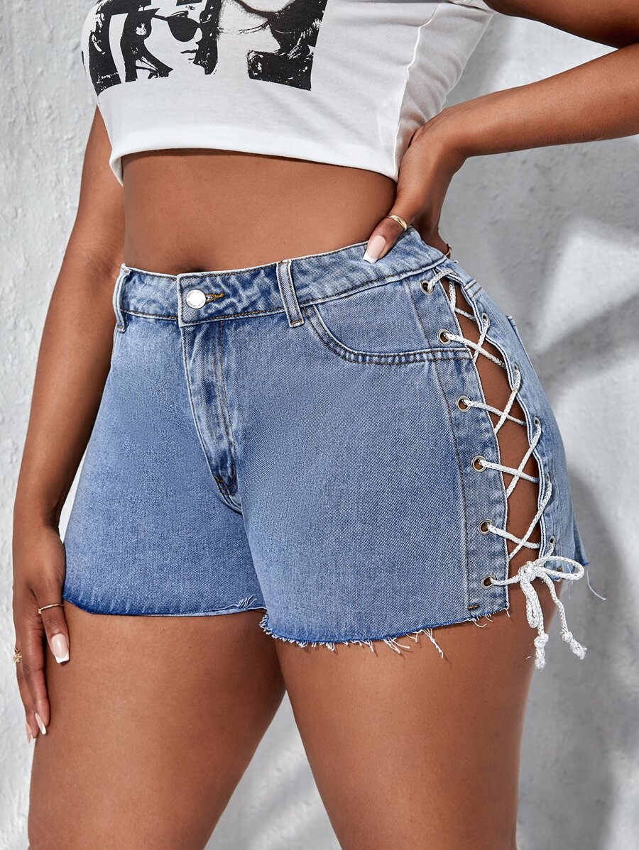 SHEIN SXY Denim Shorts mit seitlichem Band, umgesäumtem Saum