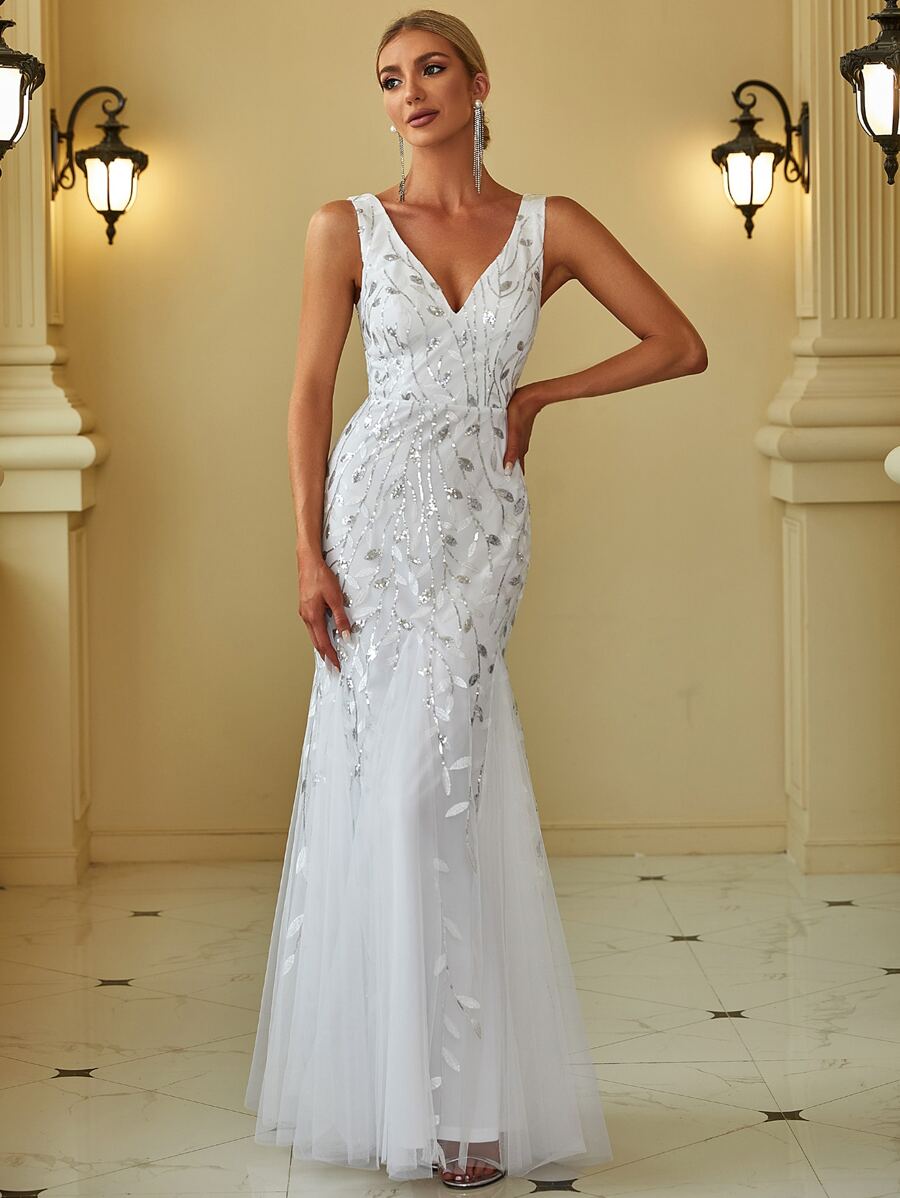 EVER-PRETTY Zartblumiges paillettenbesetztes ärmelloses V-Ausschnitt Mesh-Meerjungfrauensaum Hochzeitskleid für Sommer Rasen Hochzeit Braut weiße Kleider