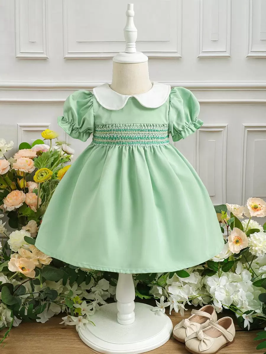 Robe De Bébé Fille À Manches Bouffantes Et Col Claudine