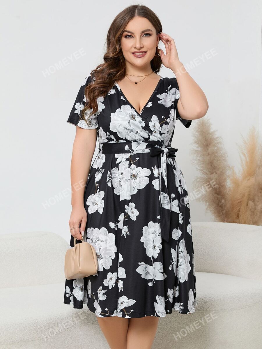 Plus Floral Print Butterfly Sleeve Belted Dress