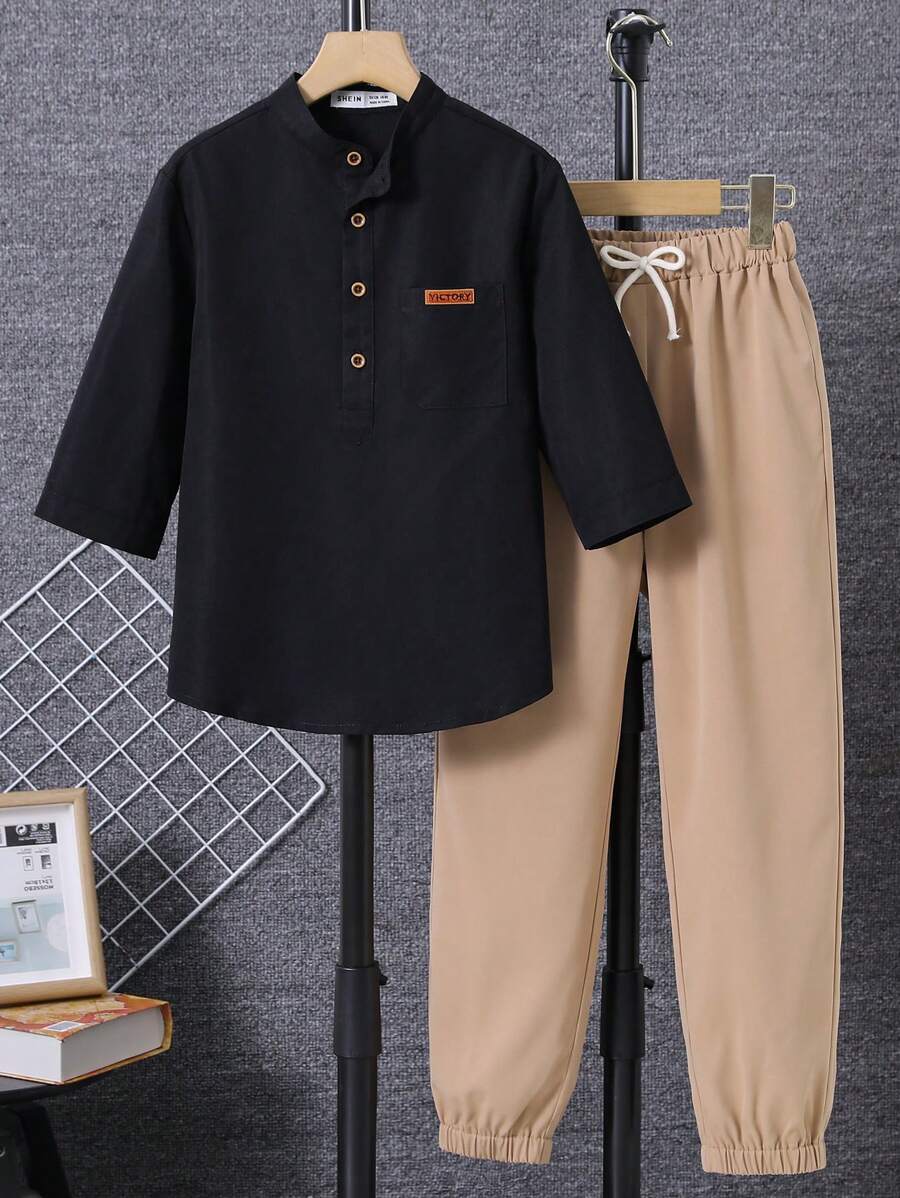 SHEIN Tween Boy Letter Patched Pocket Half Button Shirt & Drawstring Waist Pants