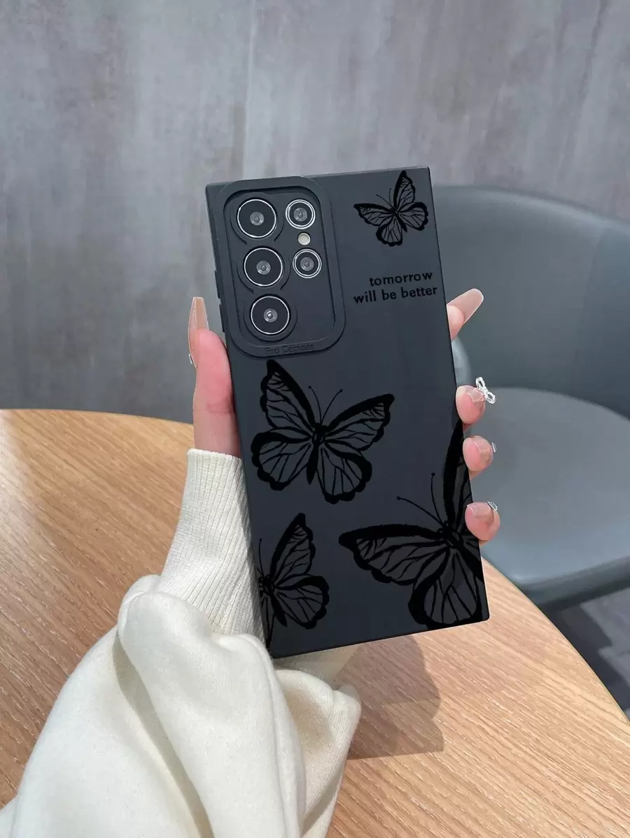 1 Stück TPU Soft Hülle mit Schwarz-Schmetterling Muster Muster, kompatibel mit Apple iPhone 7 8 7P 8P X XS XR XSMAX 11 12 13 14 15 Serie, S22Ultra S23Ultra S24Ultra S Serie A Serie, Redmi Handys. 2 Kameraöffnungs-Styles werden zufällig geliefert.