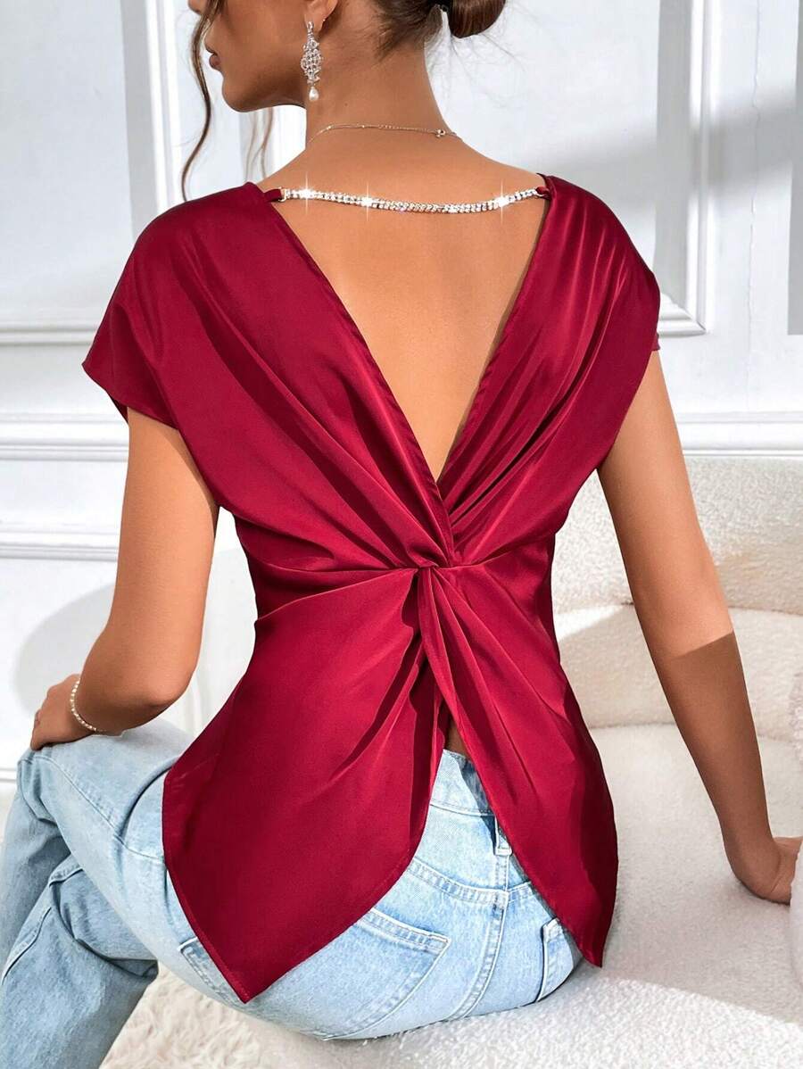SHEIN Privé Twist Backless Chain Detail Batwing Sleeve Blouse,Short Sleeve Tops