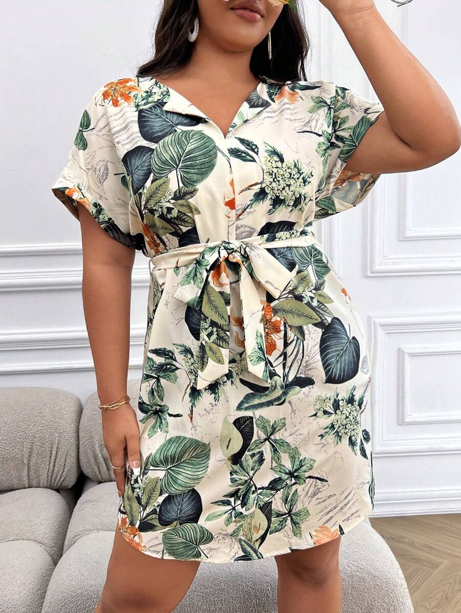 SHEIN LUNE Plus Tropical Print Batwing Sleeve Belted Dress