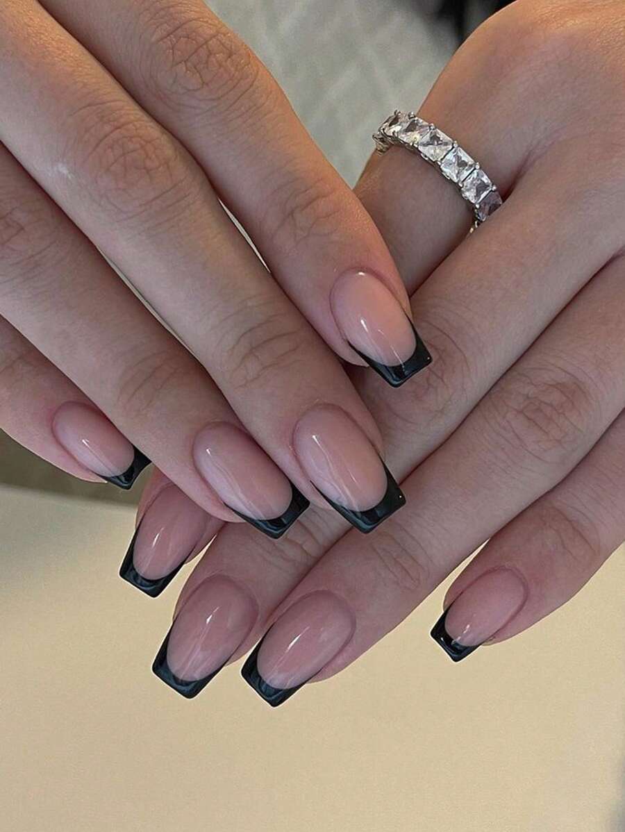 Obtén un look glamoroso con 24 piezas de uñas postizas cuadradas y largas negras de dos tonos estilo francés, 1 hoja de cinta y 1 lima de uñas. Suministros de uñas con punta francesa presionada. uñas falsas uña falsa uña acrílica