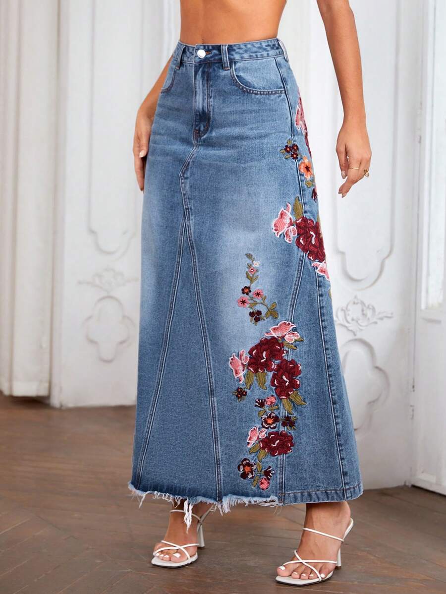 SHEIN LUNE Jeansrock mit Blume Stickerei, umgesäumtem Saum,