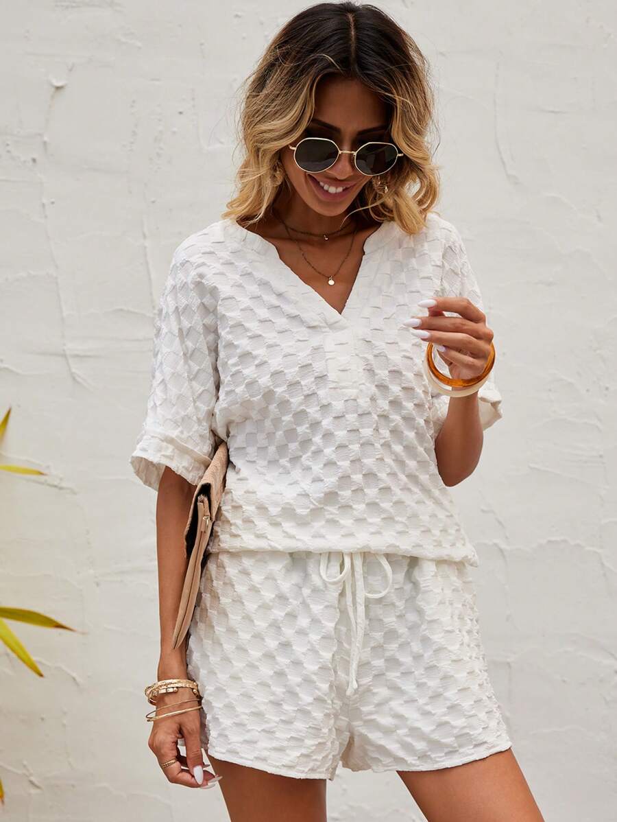 SHEIN LUNE Solid Batwing Sleeve Tee & Drawstring Waist Shorts