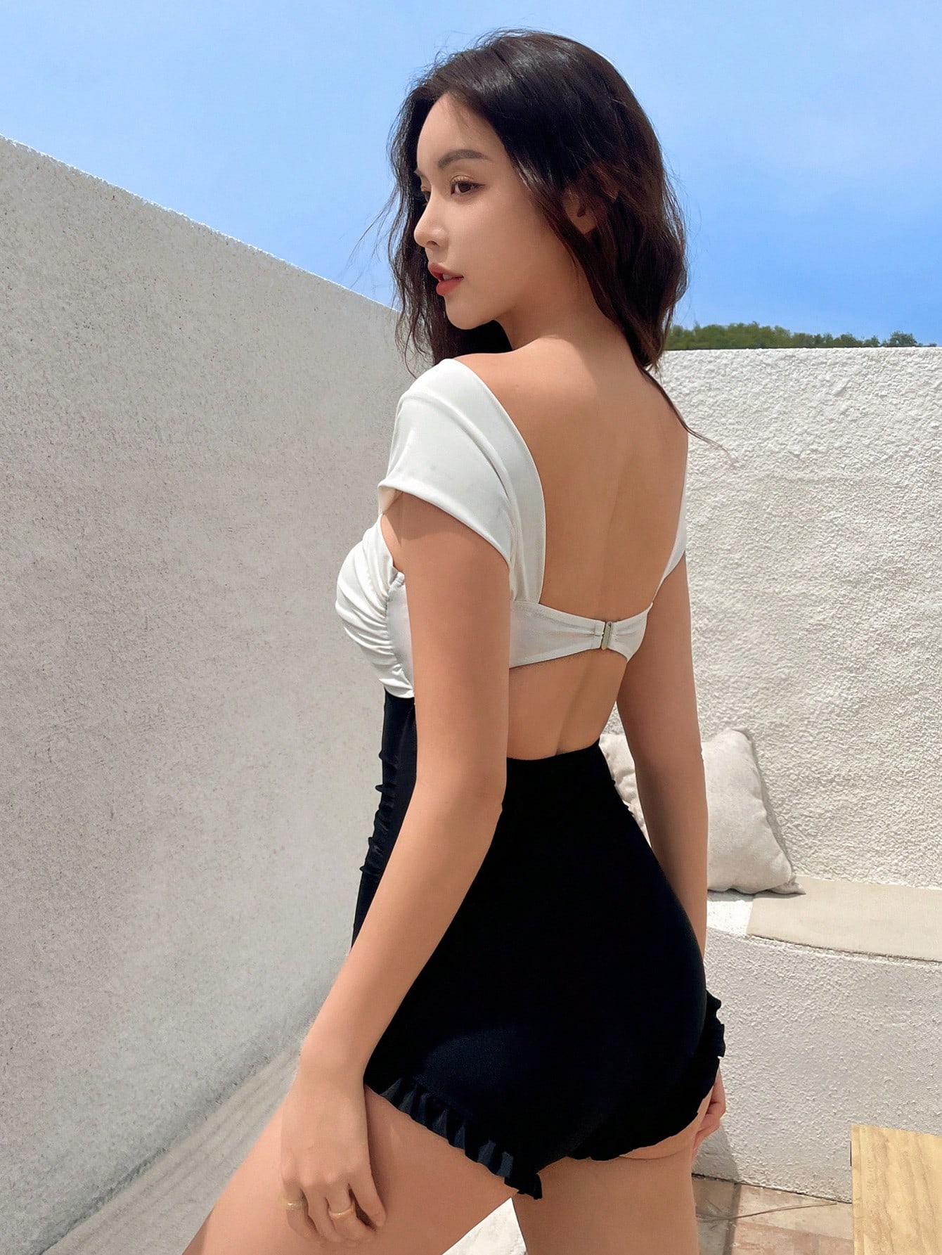 〈herlipto〉Two-tone Fiill Swim Wear Herlipto Two-Tone Frill Swimwear S