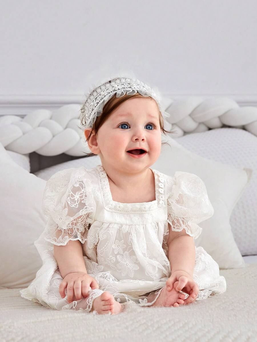 SHEIN Bimba Abito smock con manica a sbuffo collo quadrato sovrapposizione di pizzo