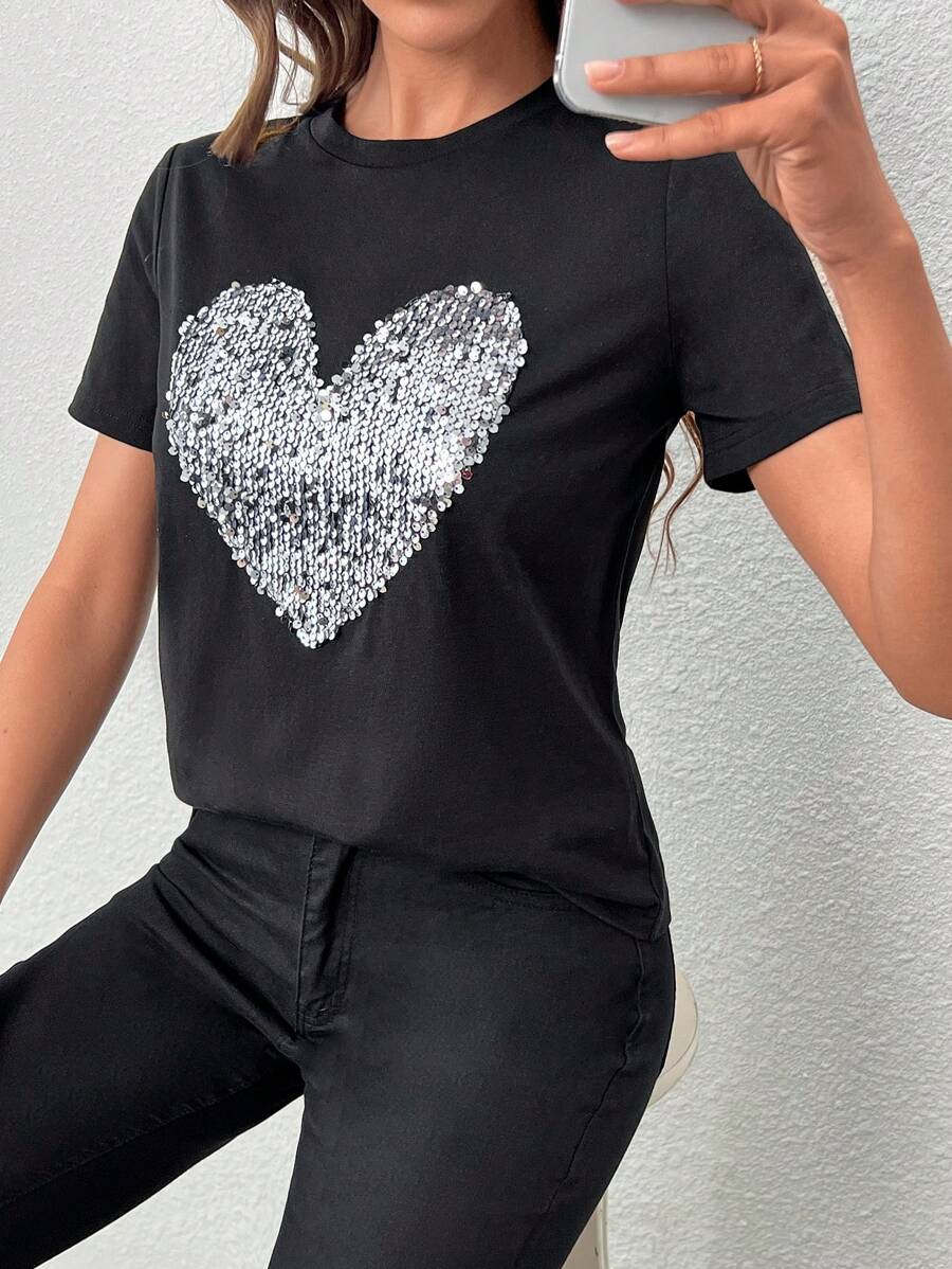 SHEIN Essnce Heart Sequin Detail Tee