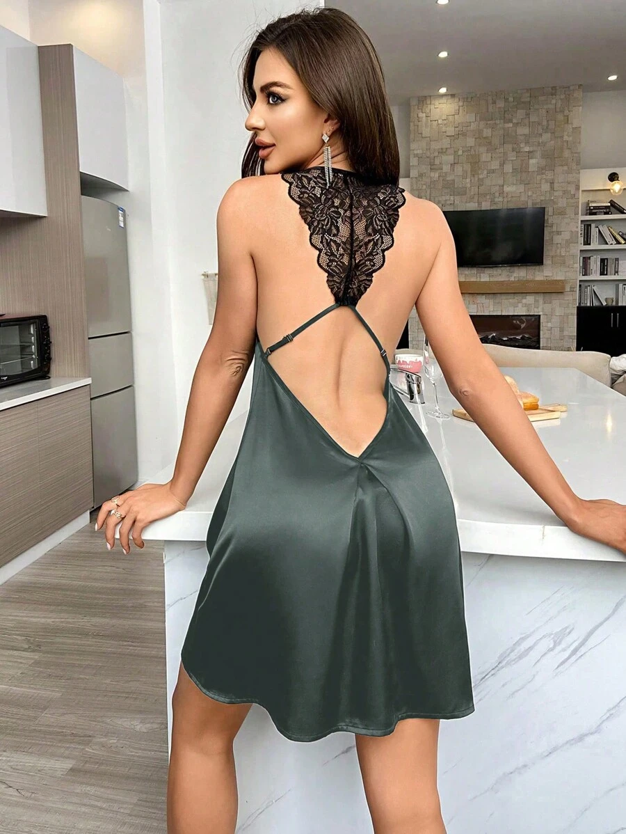 SilkySpell Camisón de satén con espalda calada de encaje en contraste