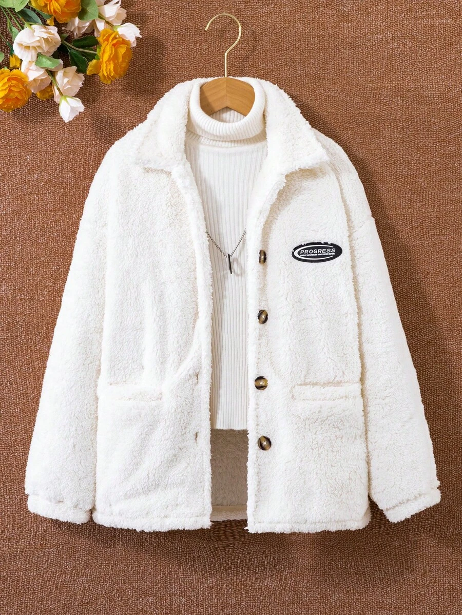 SHEIN Chica preadolescente Abrigo teddy con diseño de parche de letra sin jersey
