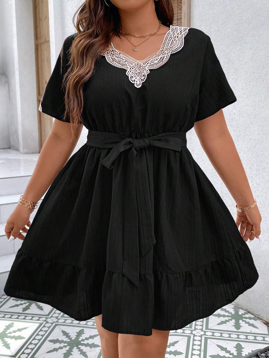 SHEIN LUNE Plus Robe Ceinturée En Dentelle À Volants
