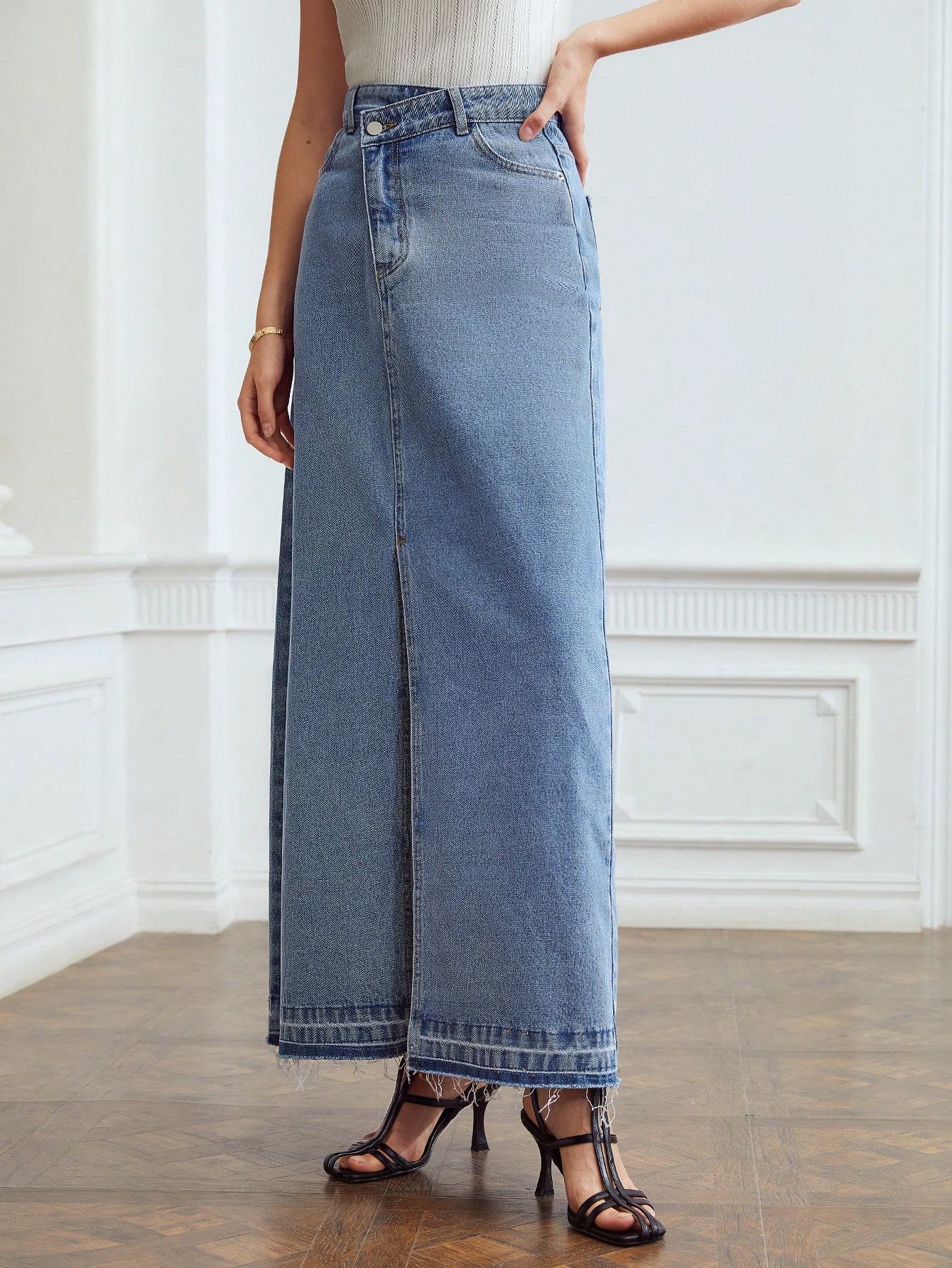 ASYMMETRICAL DENIM MAXI SKIRT｜Motf