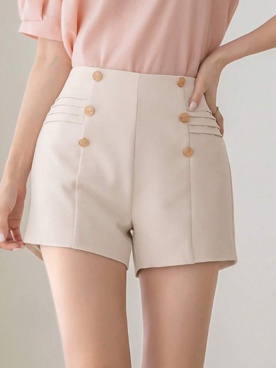 DAZY Button Detail Shorts