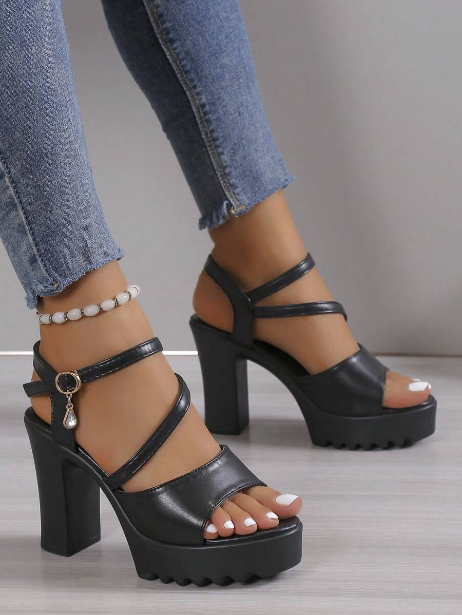Sandalias con tacón grueso de mujeres de moda con cómodo impermeable con con diamante de imitación detallando , negro