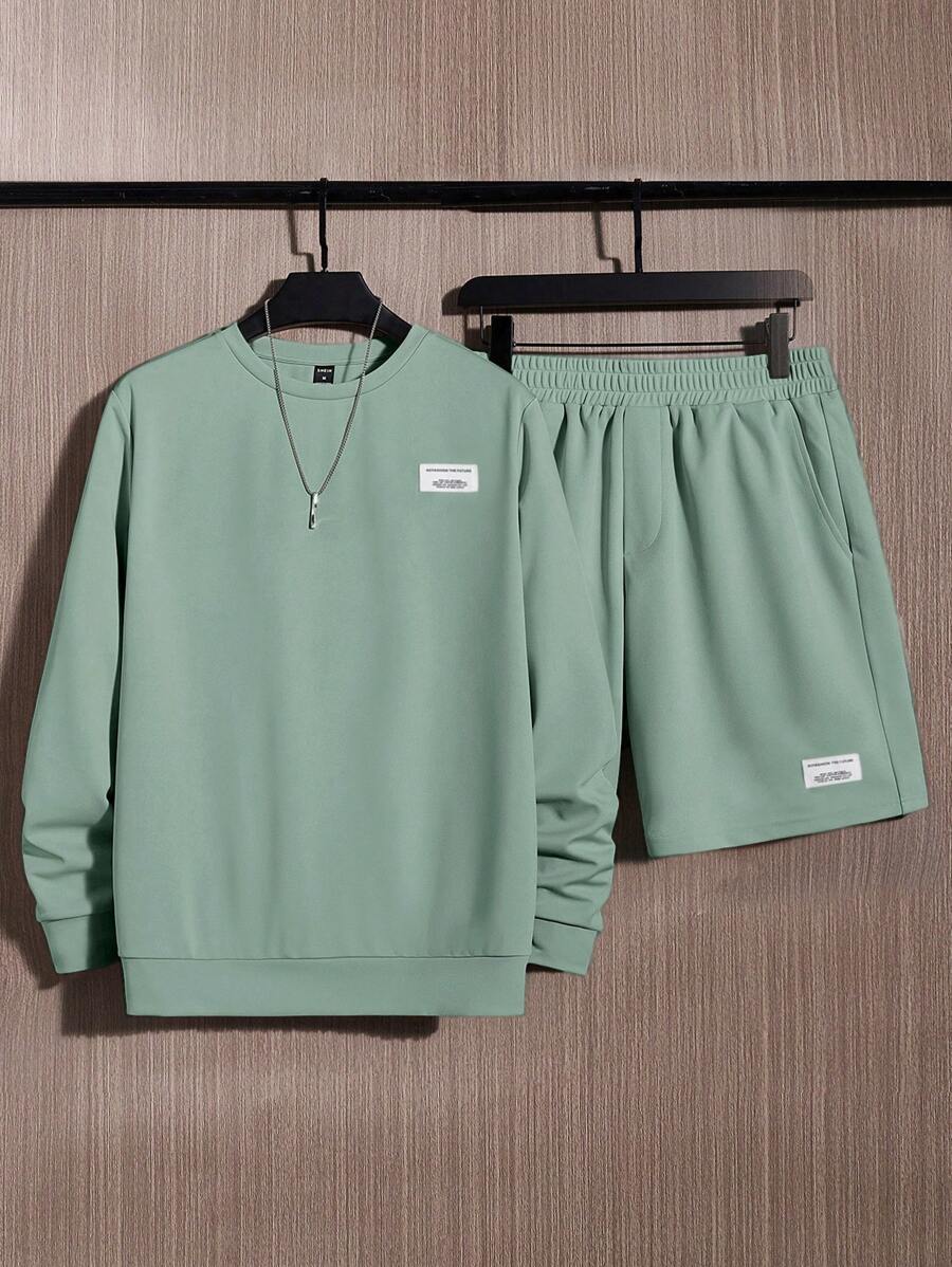 SWAVVY Men Letter Patched Sweatshirt & Elastic Waist Shorts