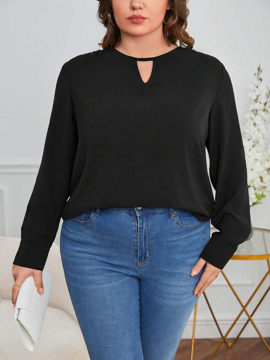 SHEIN Essnce Plus Keyhole Neckline Blouse