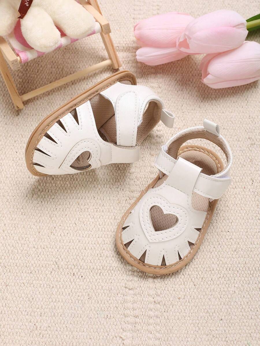 Baby Girls Heart Patch Decor Hook-and-loop Fastener Cute Ankle Strap Sandals For Summer